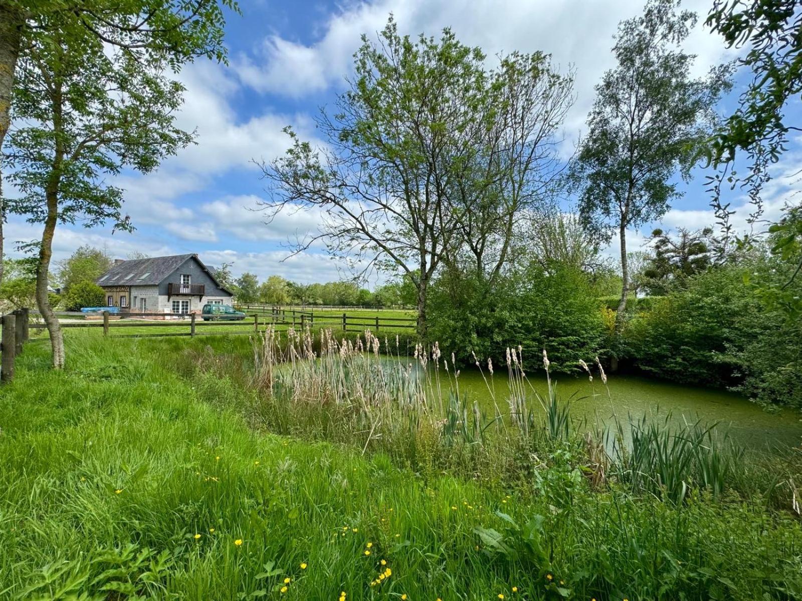 La Longere Du Haras Apartamento Manerbe Exterior foto